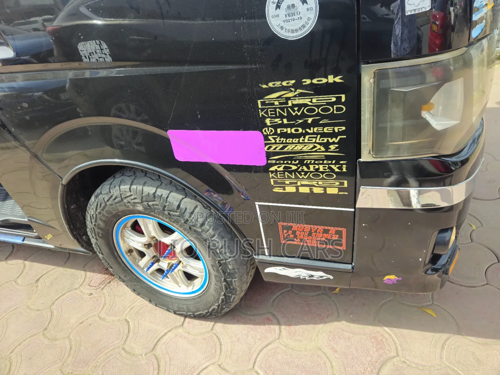 Toyota HiAce 2014 Black