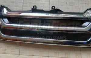 Hiace 7l Front Grille