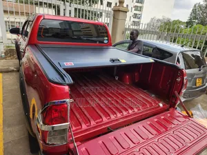 Manual Aluminum Roller Lid Shutter Truck Bed Cover for Hilux
