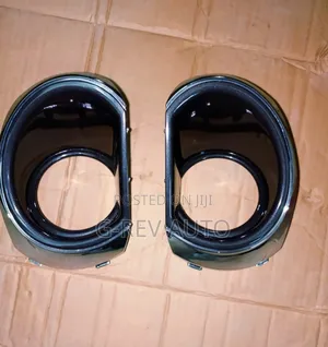 Subaru Legacy 2010 Foglight Covers.