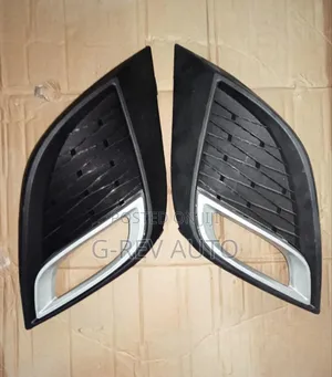 Mazda Axela 2010 Foglight Covers.