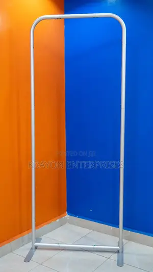 Promotional Curve Display