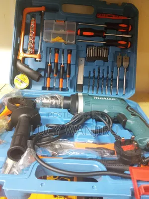 220v Makita Drill Set/ Makita Drill With Tools