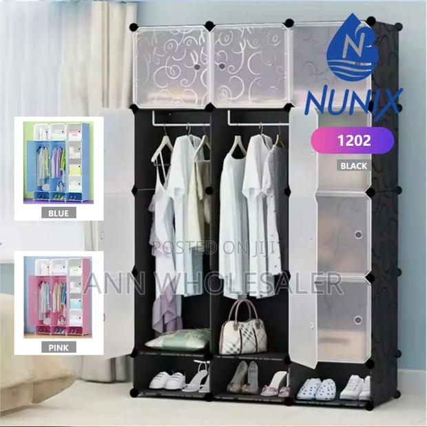 Black 3 Column Portable Plastic Wardrobe
