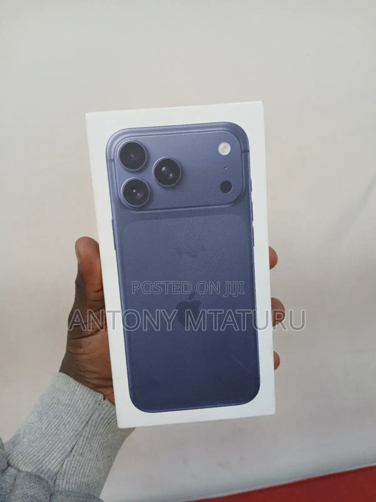 New Apple iPhone 17 Pro Max 256 GB Blue