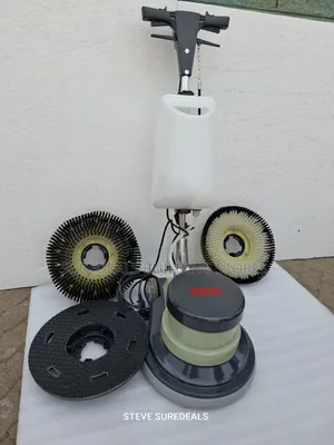Floor Scrubber Machine With 2 Brushes , 1 Pad