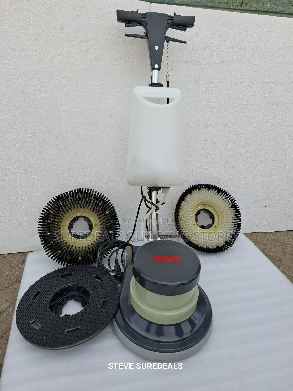 Floor Scrubber Machine With 2 Brushes , 1 Pad