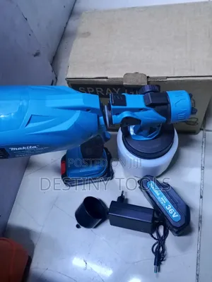 Cordless Makita Spray Gun