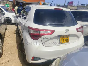Toyota Vitz 2017 White