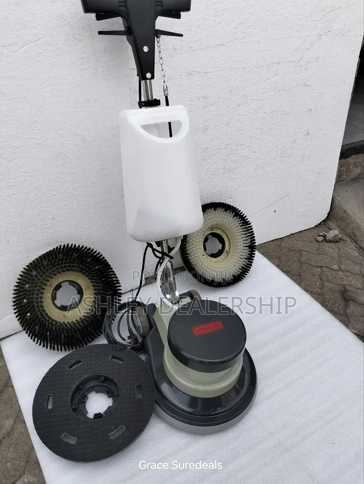 Machine Floor Scrubber