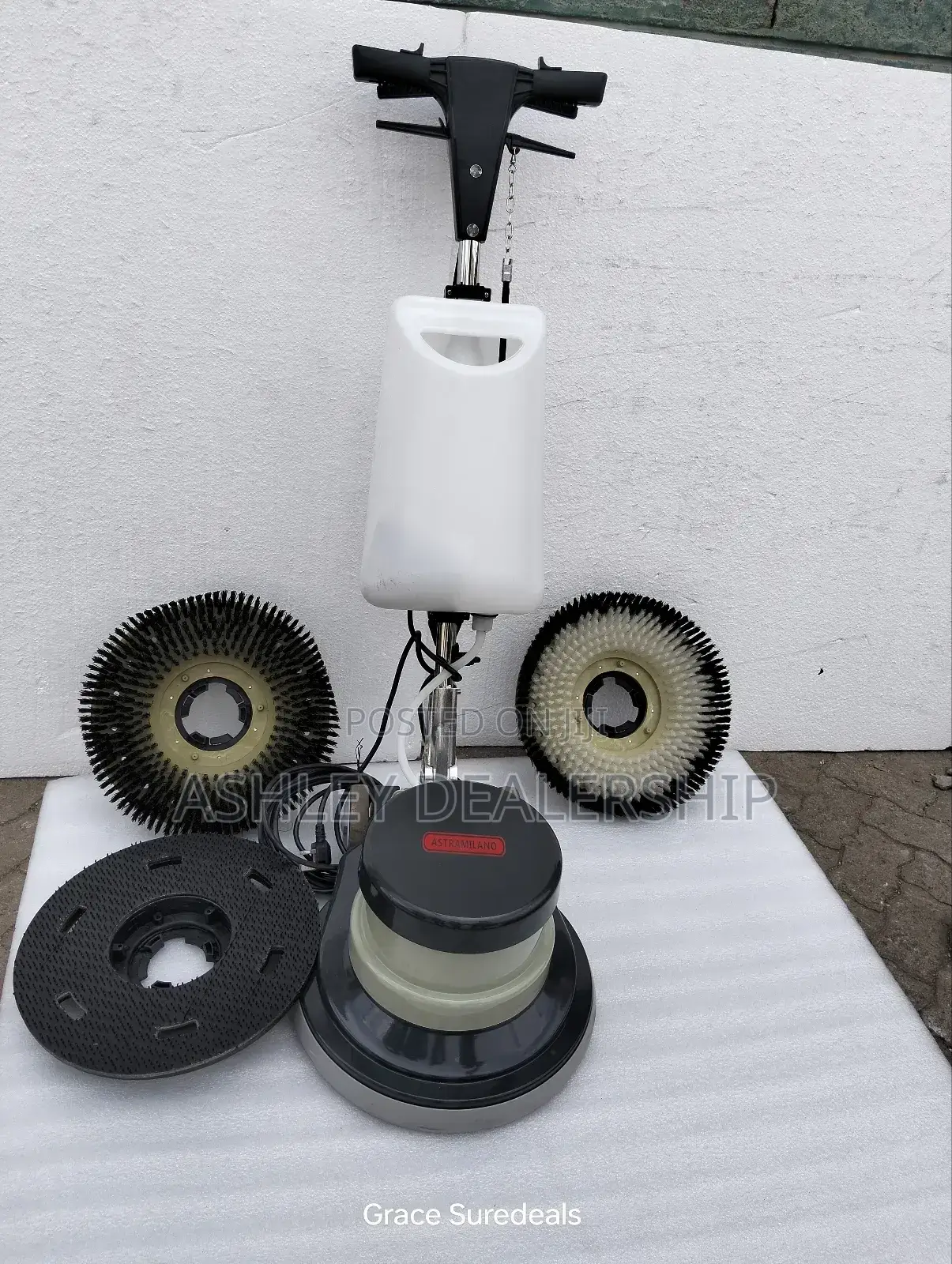 Machine Floor Scrubber