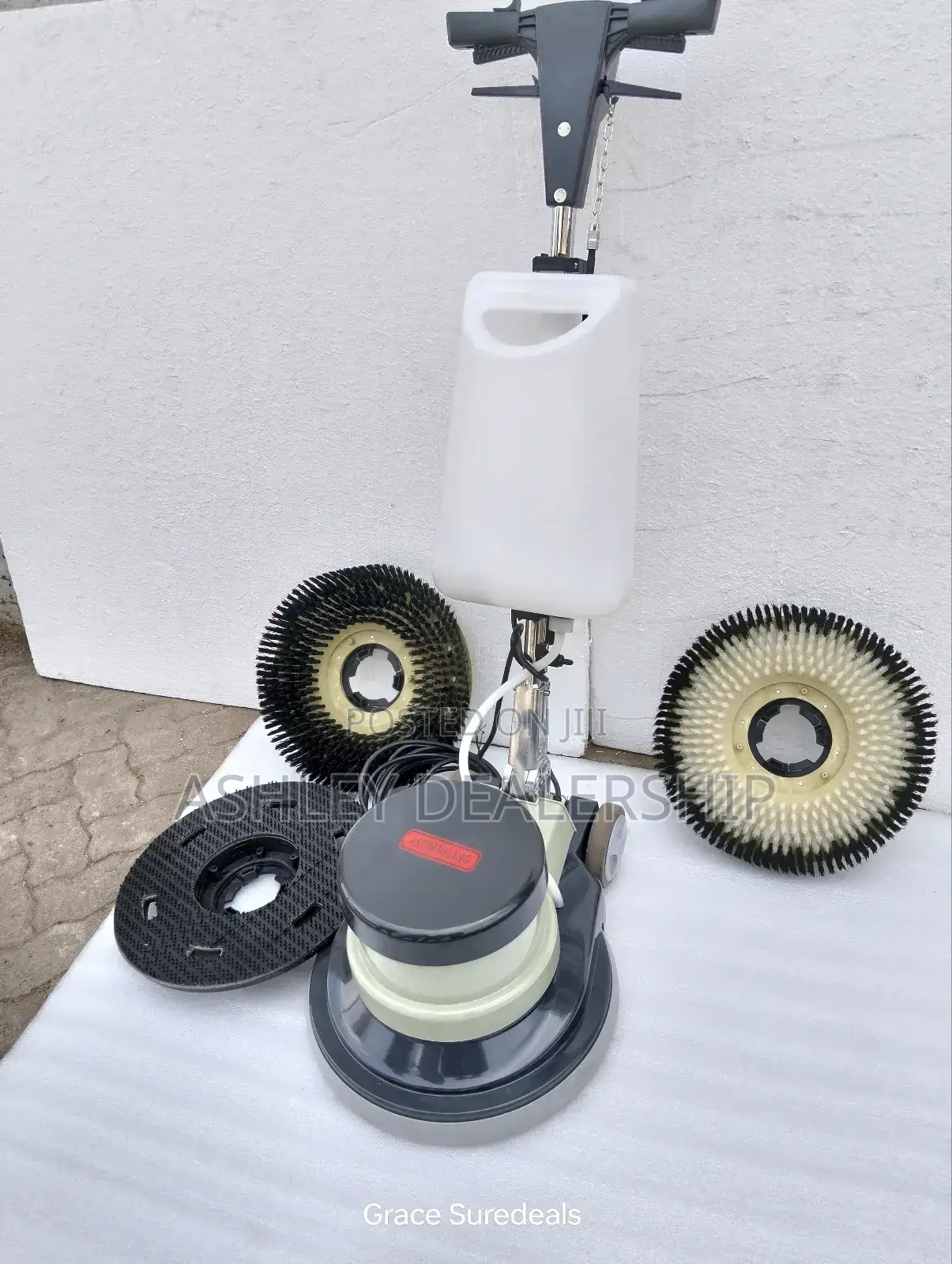 Machine Floor Scrubber