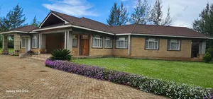 5bdrm House in Kiplombe for sale