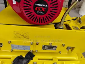 Honda Reversible Plate Compactor Machine Petrol Powered