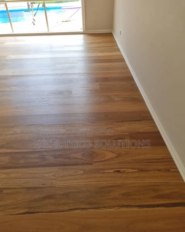 High-Quality Laminate Floor Boards – 8mm 12mm Sizes