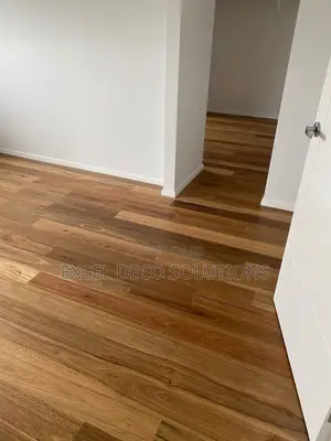 Elegant Laminate Floor Boards – 8mm 12mm for Homes