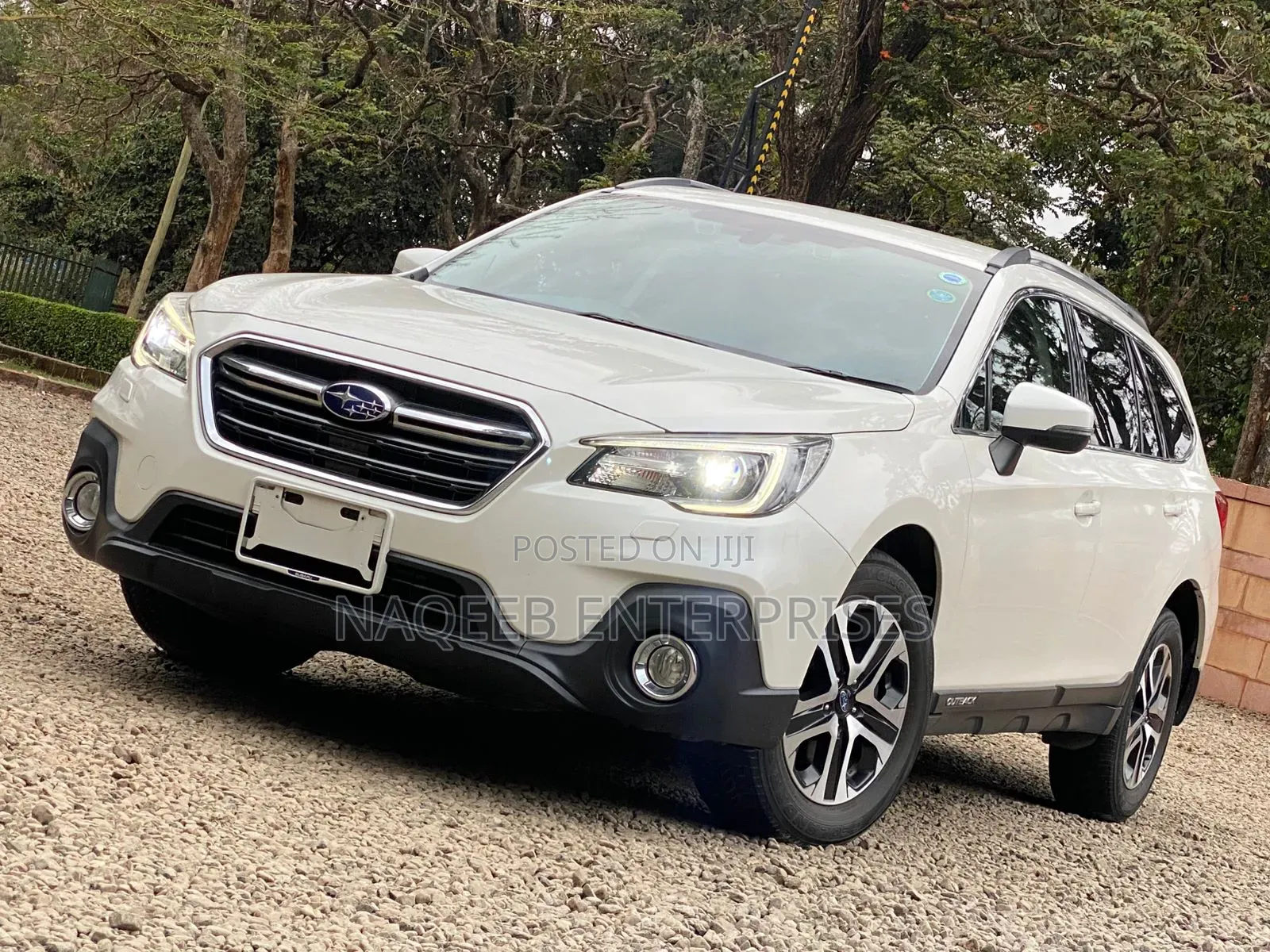 Subaru Outback 2.5i Premium AWD 2018 White