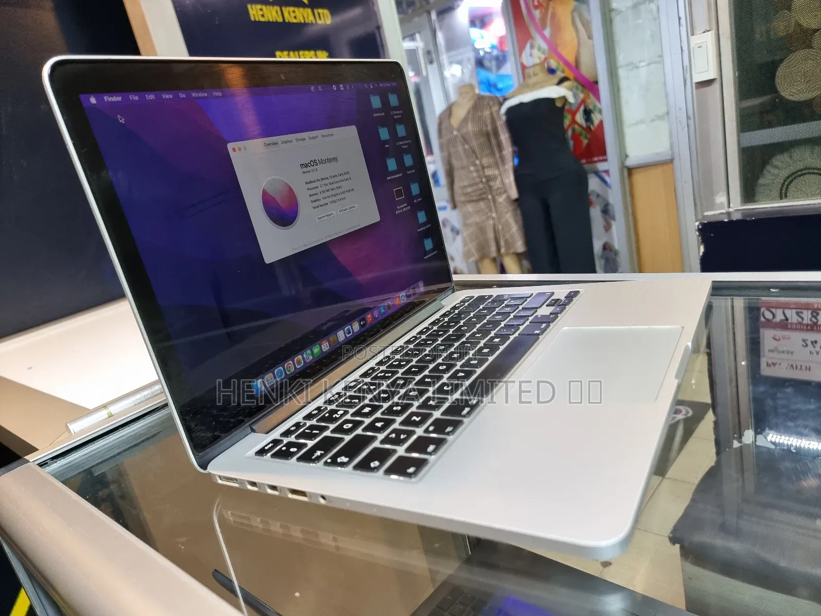 Laptop Apple MacBook Pro 2015 8GB Intel Core I5 SSD 256GB