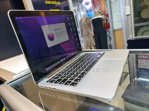 Laptop Apple MacBook Pro 2015 8GB Intel Core I5 SSD 256GB