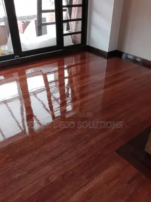 Office Laminate Floor Boards – 8mm 12mm Durable Planks