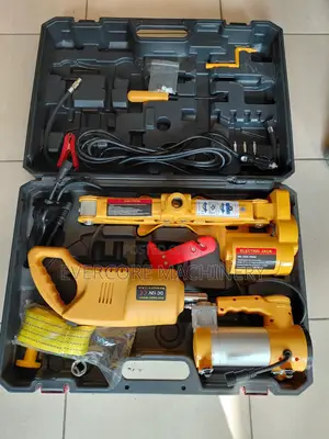 Heavy Duty Car Rescue Tool Set With Compressor.