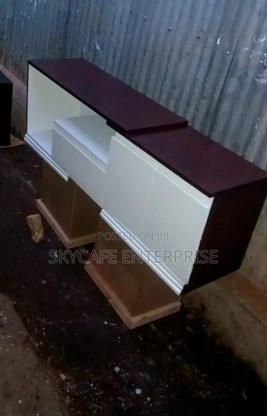 Tv Stands and Mounts