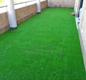 Nature's Look ,Hassle Free 10mm Thick Artificial Grass Carpet