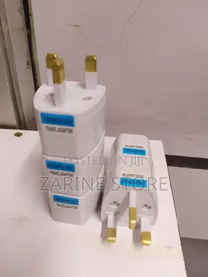 13a 250v Top Plug Travel Adapter Adaptor