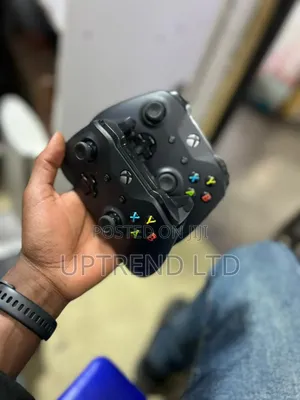 Microsoft Xbox One Controllers Available
