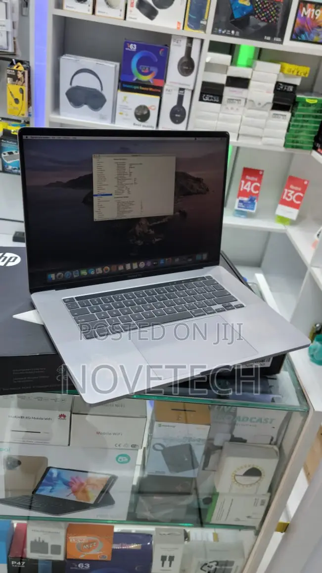 Laptop Apple MacBook 2019 64GB Intel Core I9 SSD 512GB