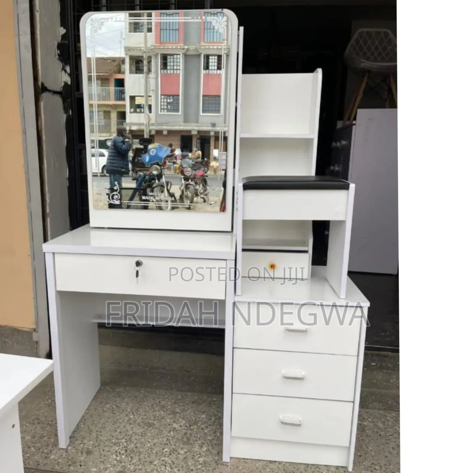Dressing Table With Sliding Mirror