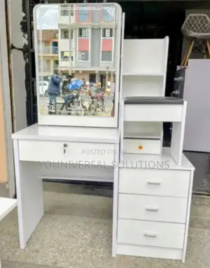 Executive Dressing Table With Sliding Mirror