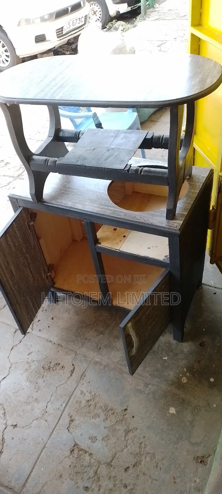 Modern Combo Set – Table + Gas Cabinet