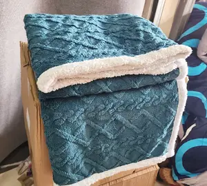 Cosy Woolen Fleece Blanket - 6 by 6 Bed Size