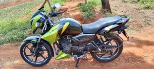 TVS Apache 160 4V 2021 Green