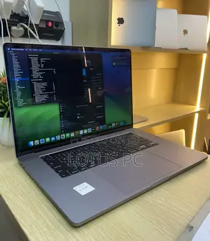 Laptop Apple MacBook Pro 2019 64GB Intel Core i9 SSD 1T