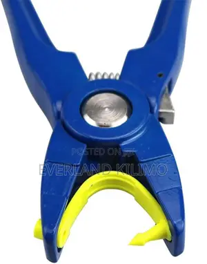 User-Friendly C-Tag Applicator