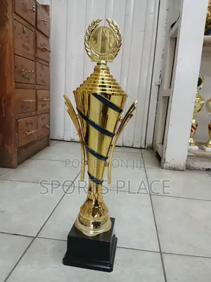 55 Cm Achievement Golden Trophy