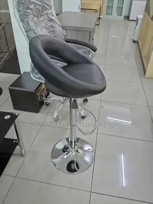 Height Adjustable Bar/Kitchen Stool