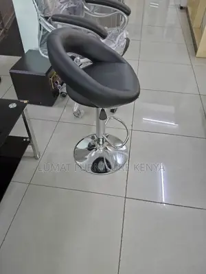 Height Adjustable Bar/Kitchen Stool