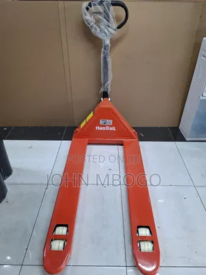 Hand Pallet Truck / Pallet Mover .