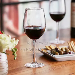 Set of 6 Wine Glasses