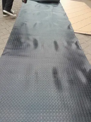 Round Stand Coin Rubber Mat