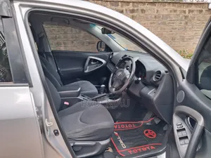 Toyota RAV4 2011 Gray