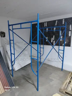 Heavy Duty Building Scaffoldings Set 2m by 1.6m by 1.2m.
