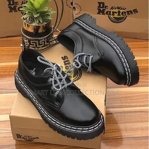 Dr Martens 
Double Sole