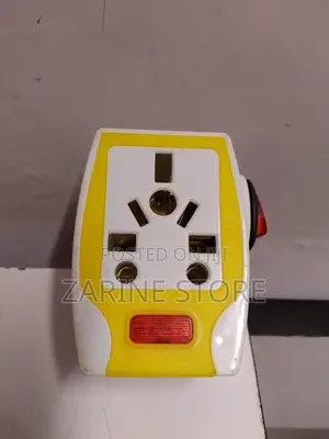 Travel Adaptor Adapter Fused 13amp 250v