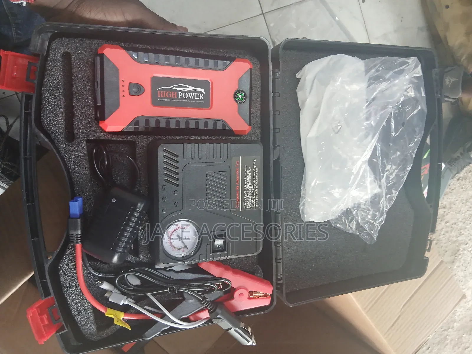 Car Jumpstarter With Air Compressor