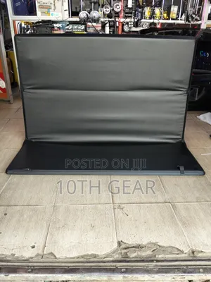 Ford Ranger Folding Tonneau Cover