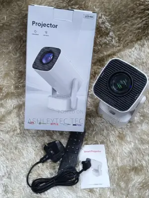 Top Quality Mini Portable 1080p Led Projector With Built-in Speaker